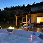 ヴィラ V&e Luxury アレッツォ