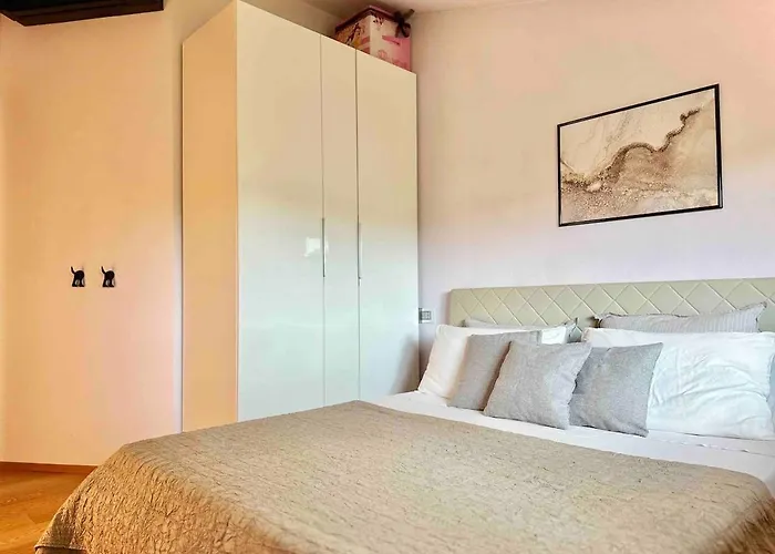 V&e Luxury * Arezzo