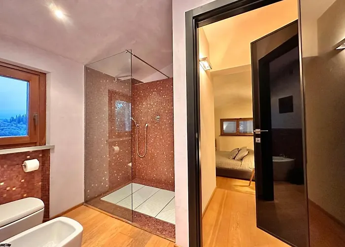 V&e Luxury * Arezzo