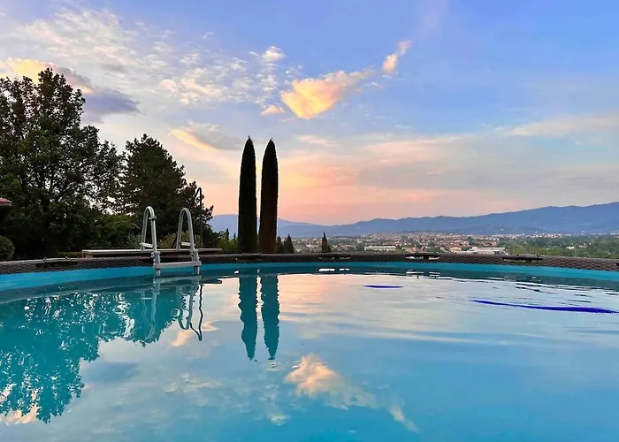 V&e Luxury Villa